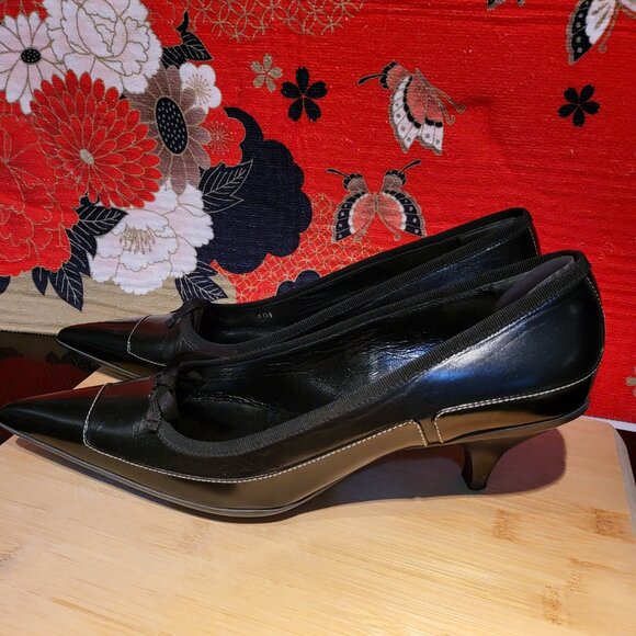 PRADA Point toe Kitten Heels size 40.5 - Picture 2 of 14